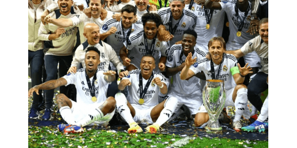 Real Madrid vyhrává evropský Superpohár a tvoří historii