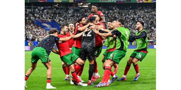 Ronaldo jede stále naplno, Costa je hrdinou postupu