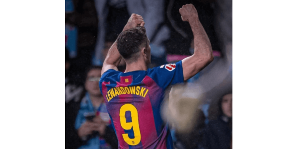 Zvěsti o tom, že Harry Kane nahradí Lewandowského, byly oficiálně vyvráceny