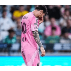 Messi – Bojuje s žalem s vášní, vzdává hold otci fotbalem Messi – Bojuje s žalem s vášní, vzdává hold otci fotbalem