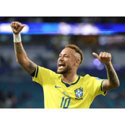 Po 981 dnech čekání je Neymar konečně zpět