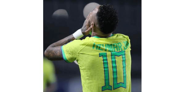 Neymar utrpěl vážné zranění a očekává se, že vynechá celou sezónu