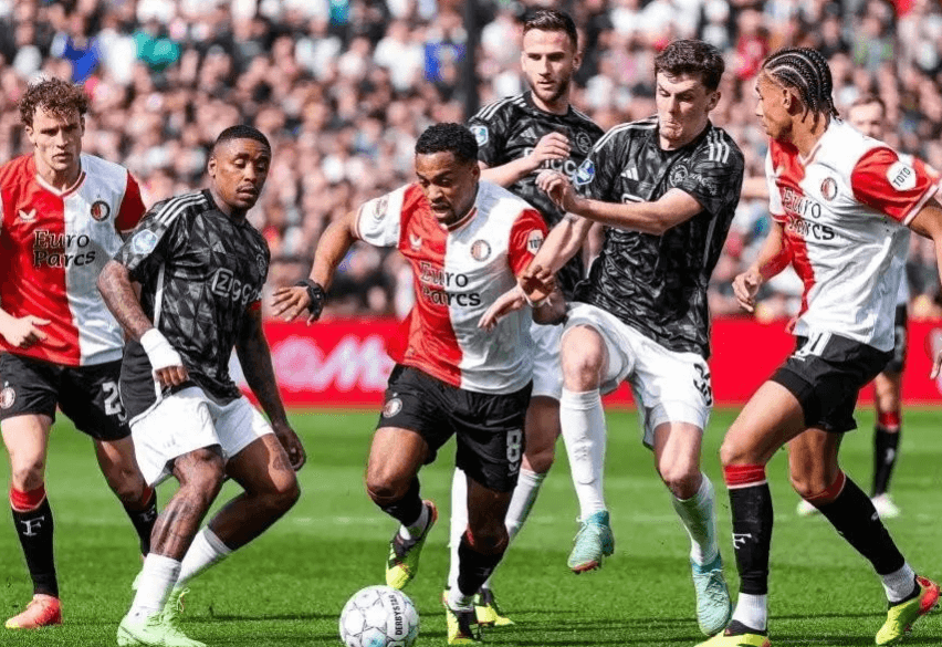 Ajax 0-6 Feyenoord, největší ztráta v historii týmu