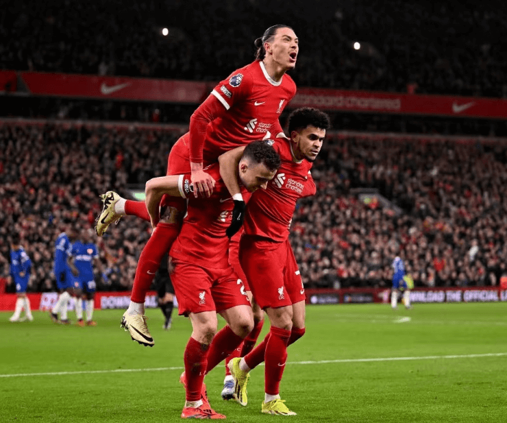 Červeno-modrá bitva, Liverpool porazil Chelsea 4:1