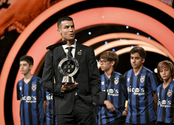 Cristiano Ronaldo má nový pohled na svůj cíl 1000 gólů v kariéře