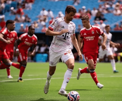 Bayern Mnichov nečekaně prohrál 0:1 a může se dostat do zóny smrti Mistrovství světa klubů