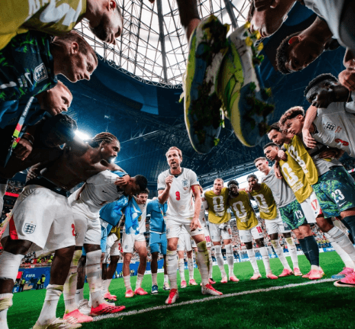Harry Kane a jeho dva góly pomohly Anglii k ohromujícímu obratu