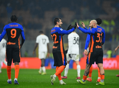 Inter Milán předvedl obrat 6:2 a upevnil si tak své vedení v Serii A