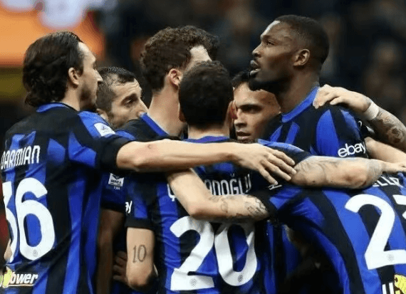 Inter Milán si zajistil svůj 21. titul v Serii A tři kola před koncem