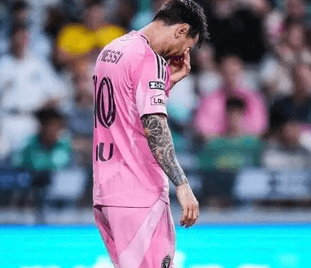 Messi – Bojuje s žalem s vášní, vzdává hold otci fotbalem