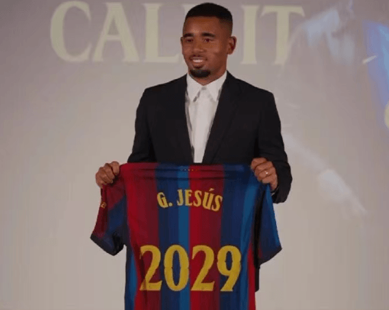 Nečekaný bonus pro Barçu: Jesus září – tři góly za 123 minut