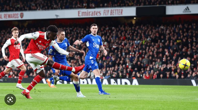 Premier League: Arsenal 4:0 Everton, Martinelli vstřelil 2 góly, Saka a Ødegaard po 1 gólu