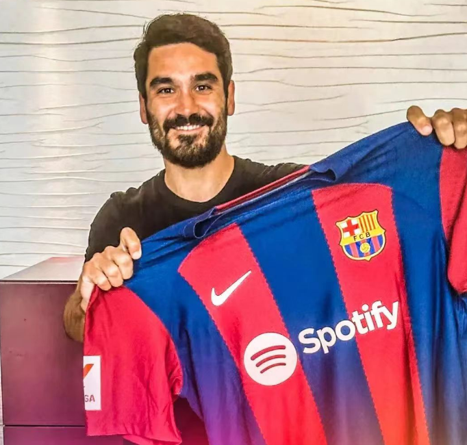 Kapitán Triple Crown přichází do Barcelony jako volný hráč